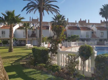 Apartamento en  Calle Acacias de Guadalmar 4 - Foto 8