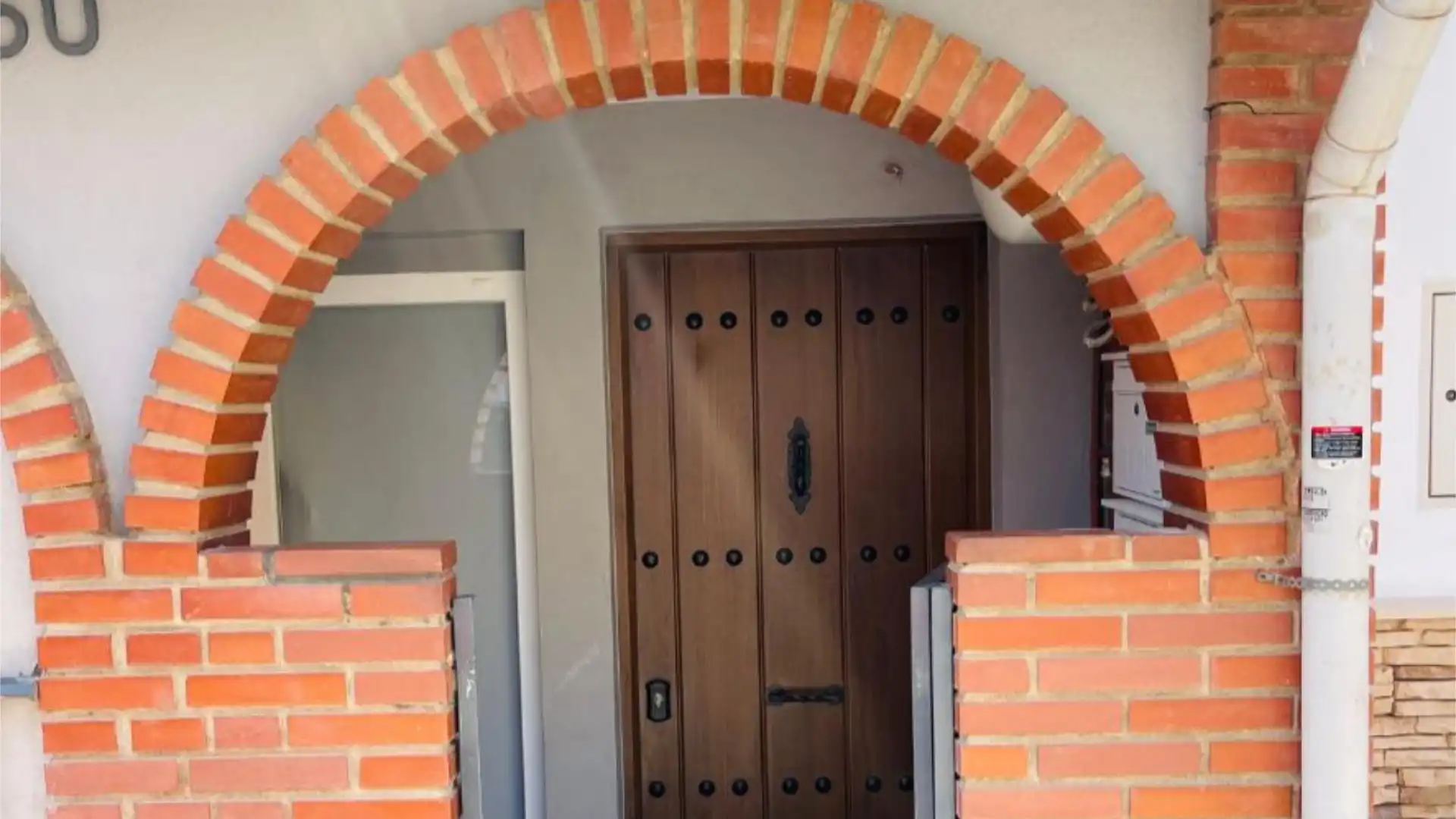 Casa adosada en  Calle Francisco López López 150 - Foto 1