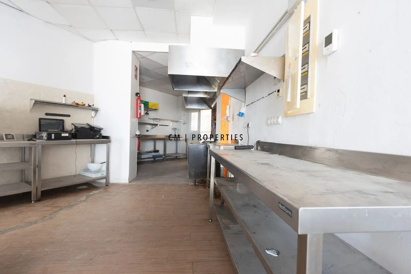 Local comercial en  Juan de Garay - Foto 4