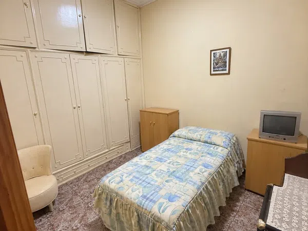 Piso en Calle de Sagunt, 109, Sant Antoni - Foto 3