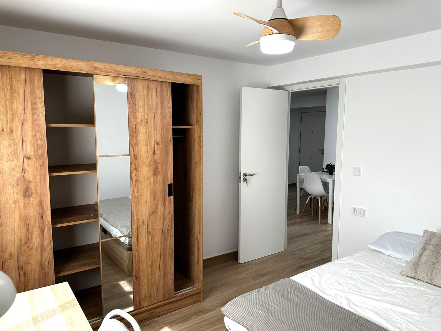 Piso en Hermanos Villalonga, Benimaclet - Foto 5