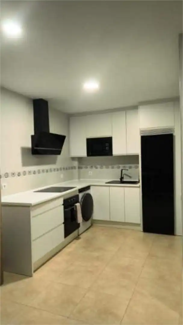 Apartamento en Crntr.       lo un - Foto 2