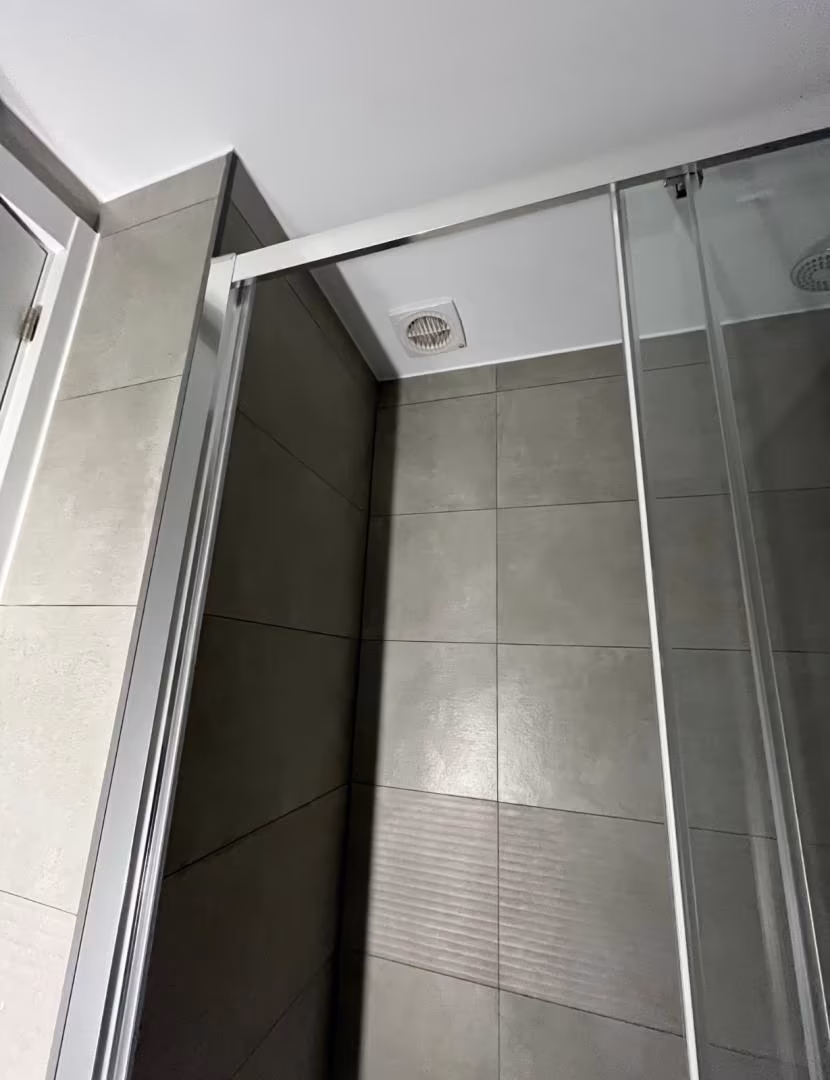 Estudio en  Calle del Quince de Agosto 1 - Foto 9