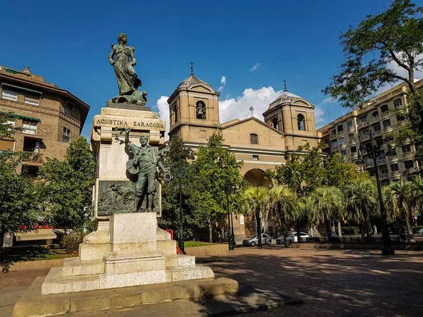 Piso en plaza del Portillo, 6