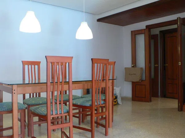 Piso en Plaza d'Hondures, Ciutat Jardí - Foto 4