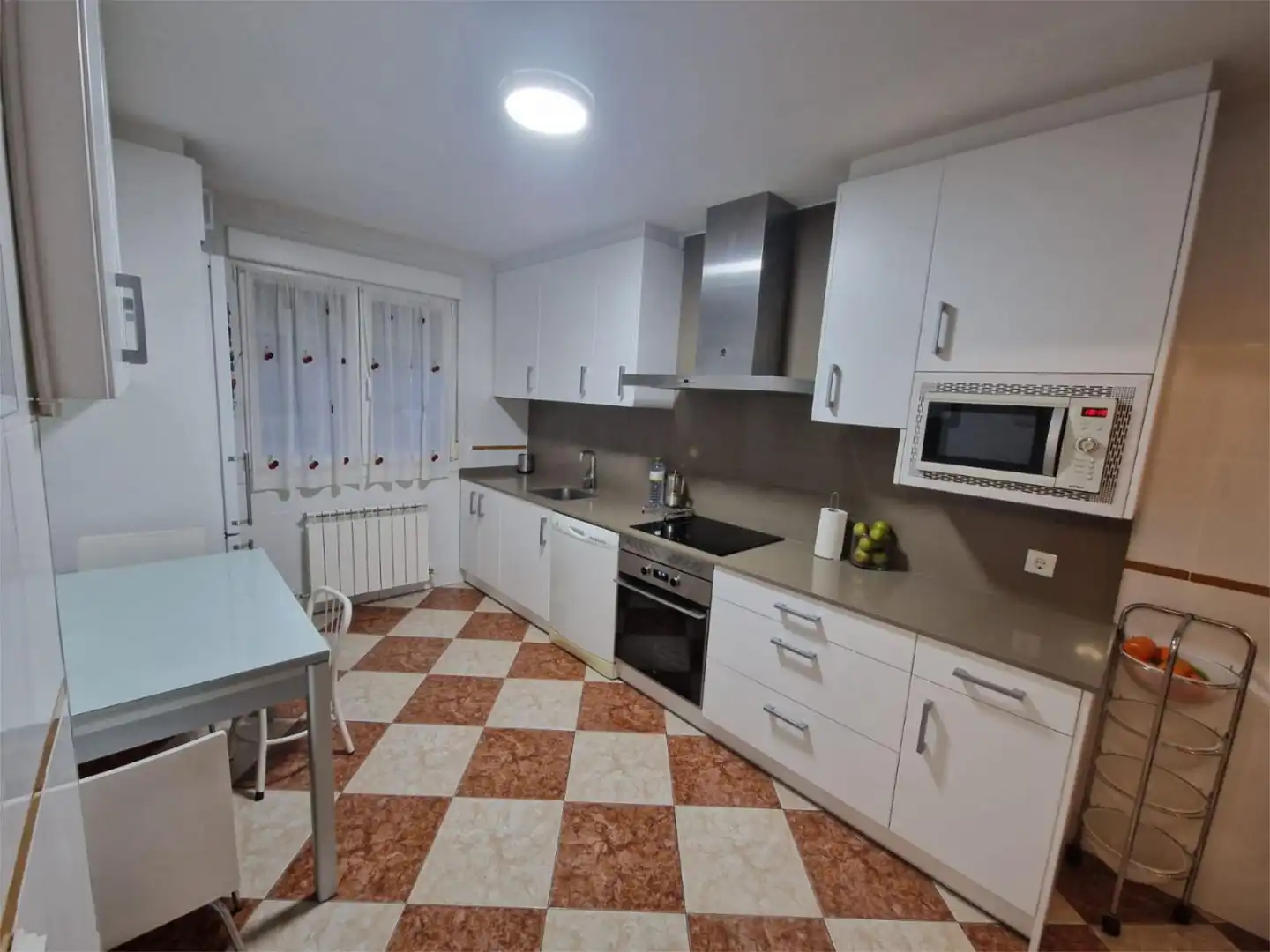 Chalet en  Avenida del Río Boladiez 23 - Foto 6