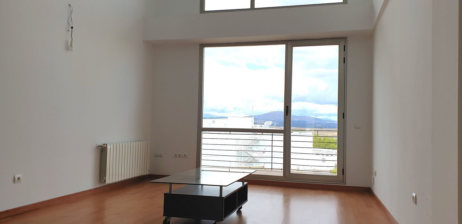 Estudio en avenida de la Industria, 29 C - Foto 2