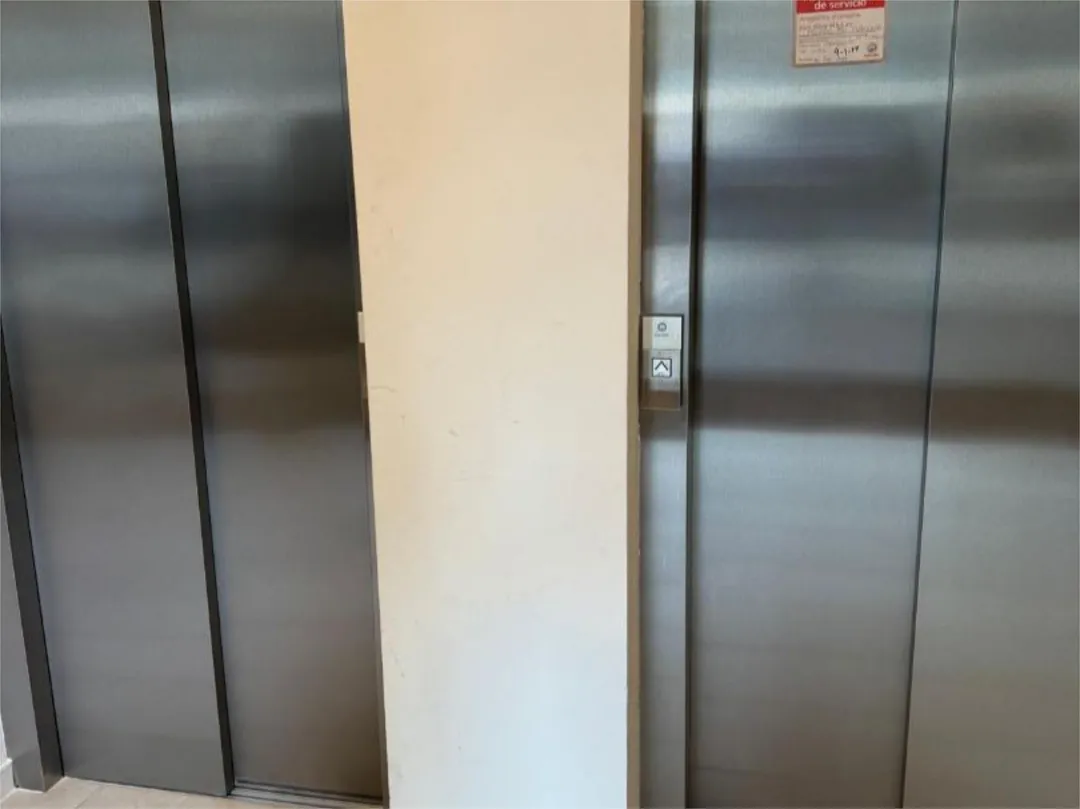 Piso en  Carrer de la Mar Tirrena 9 - Foto 6