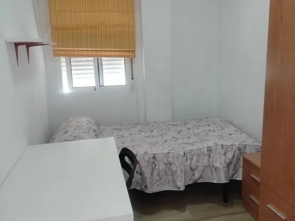 Piso en Calle Andarax, 6, Cruz del Humilladero - Los Tilos - Foto 2
