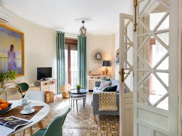 Piso en calle Escuelas Pías, 23