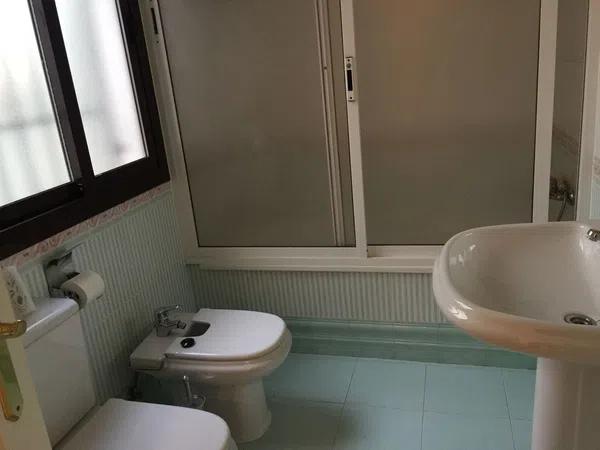 Alquiler de piso en Calle Ángel de Saavedra, 9 - Foto 8