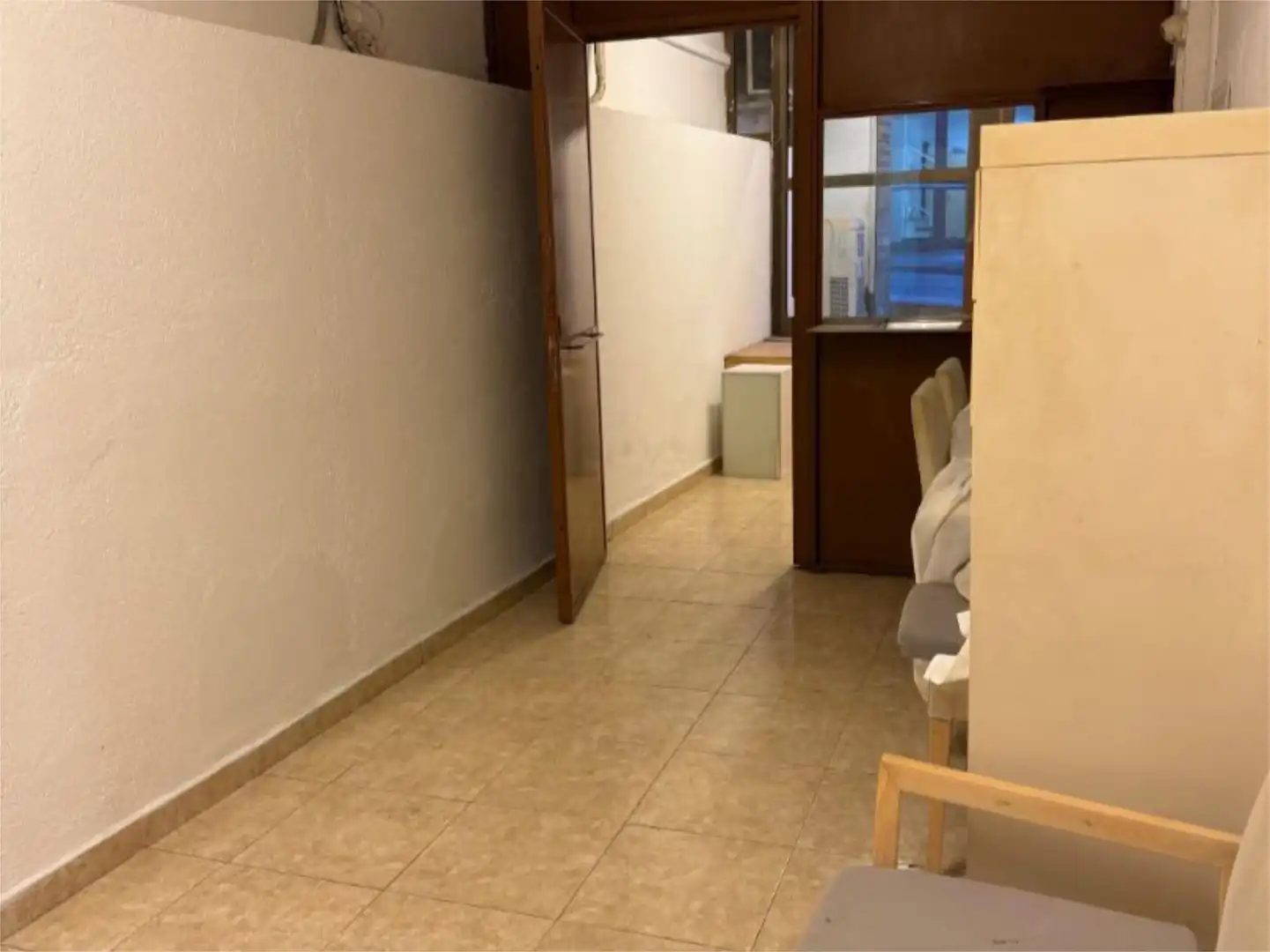 Local comercial en  Carrer de Tomàs Vives 31 - Foto 5