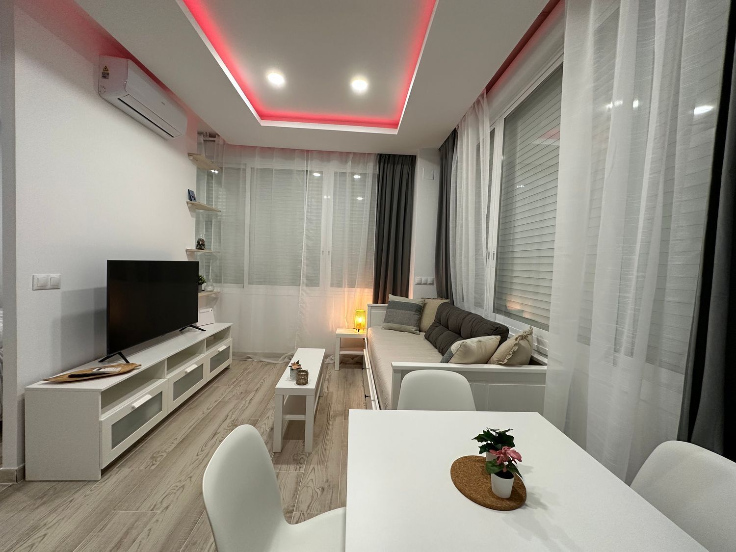 Piso en calle Decano Agustín Moreno, 3 - Foto 4