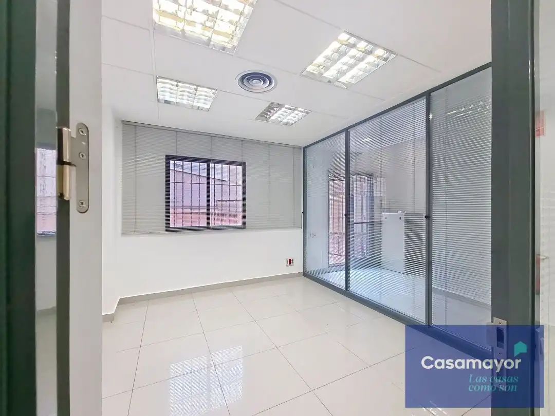 Local comercial en  Glorieta Rodolfo LLopis - Foto 3