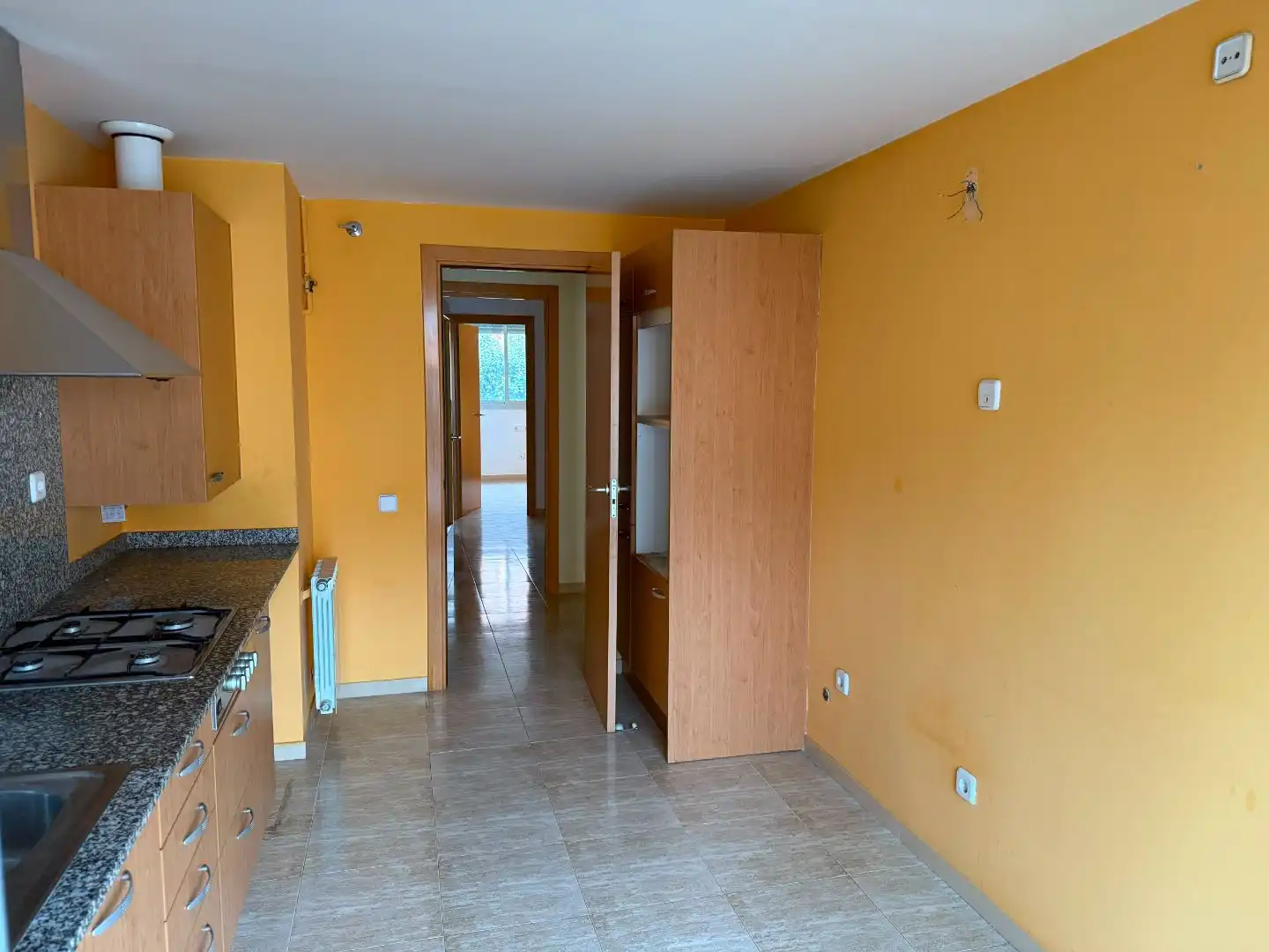 Piso en  Carrer Miquel Martí i Pol 8 - Foto 6