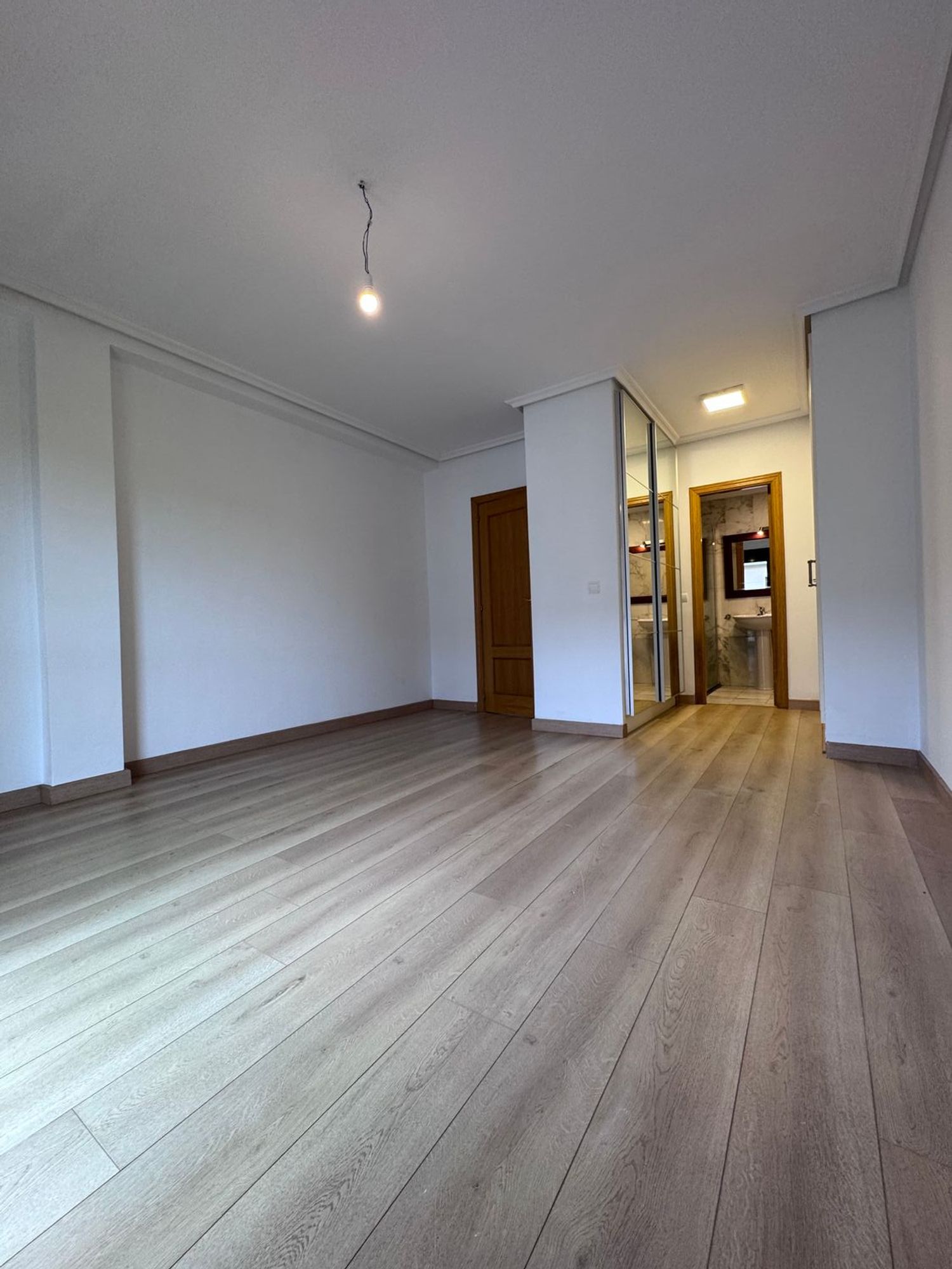 Chalet adosado en Llanera - Foto 11