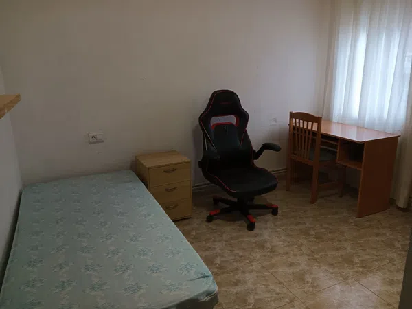 Piso en calle Trabajo, 4 - Foto 13