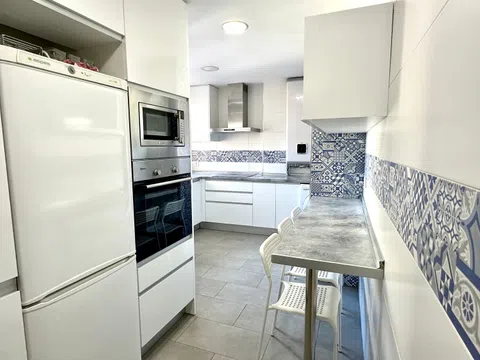 Piso en avenida de Andalucía, 28 - Foto 5