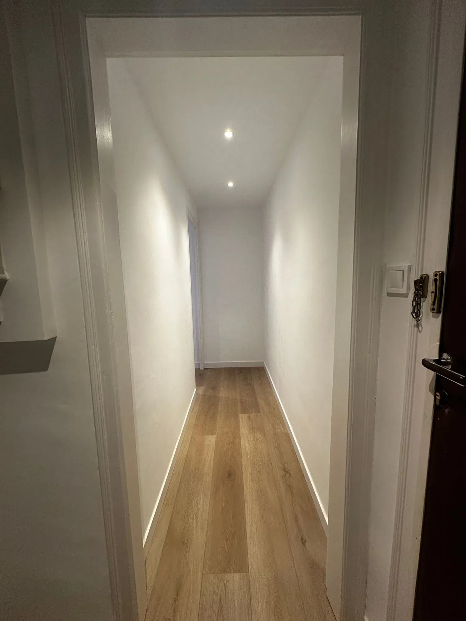 Piso en calle de Calàbria, 247 - Foto 4