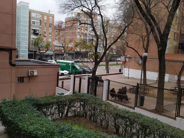 Piso en avenida del Marqués de Corbera, 38