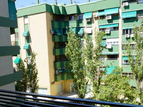 Piso en calle Nuestra Señora de la Salud, 3