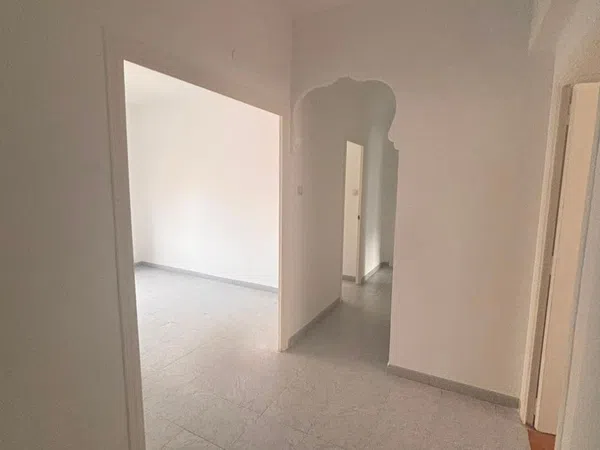 Piso en Calle de Jacinto Benavente, Zona Ensanche-Parque oeste - Foto 3