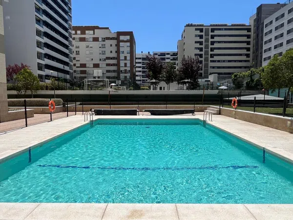 Piso en Calle de César Cort Botí, 53, Valdebebas - Valdefuentes - Foto 1
