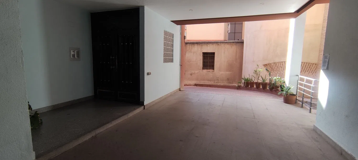 Estudio en calle de los Abades, 11 - Foto 2