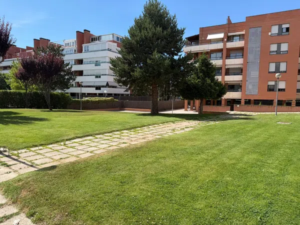 Ático en Avenida de la Vega - Foto 31
