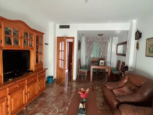 Casa independiente en calle Barítono José M. Aguilar Blanco, 15