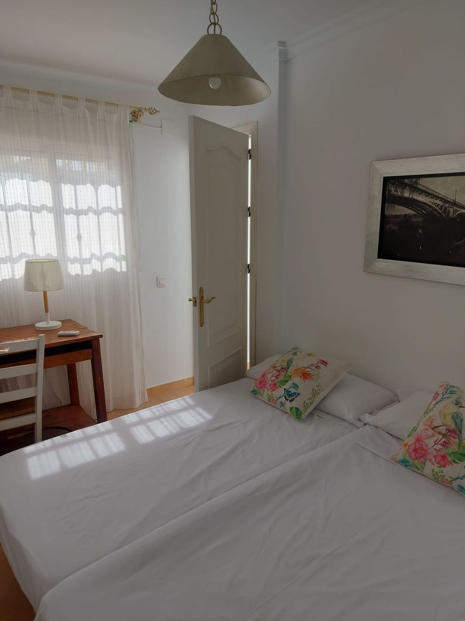Chalet adosado en Cruz Roja - Capuchinos - Foto 7