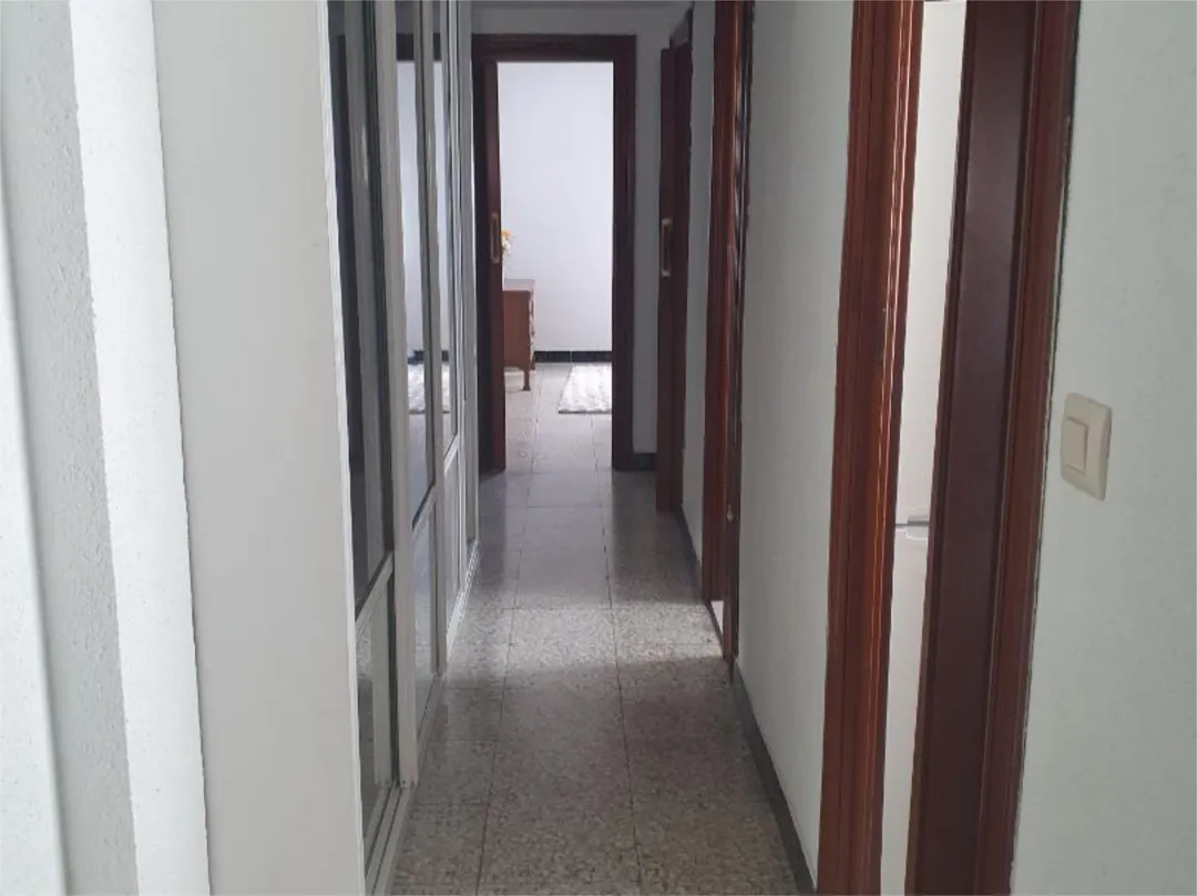 Piso en  Calle de Portugal 51 - Foto 8