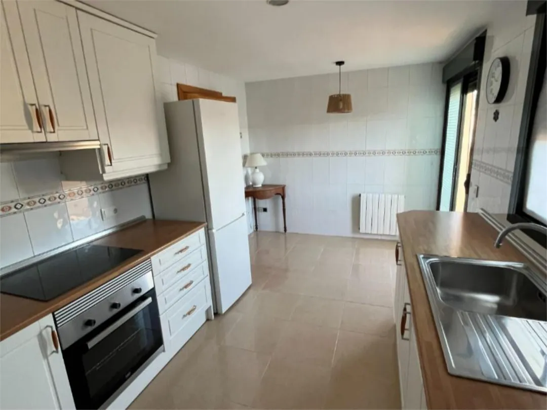 Piso en  Carrer de Josep d'Oleza 4 - Foto 10