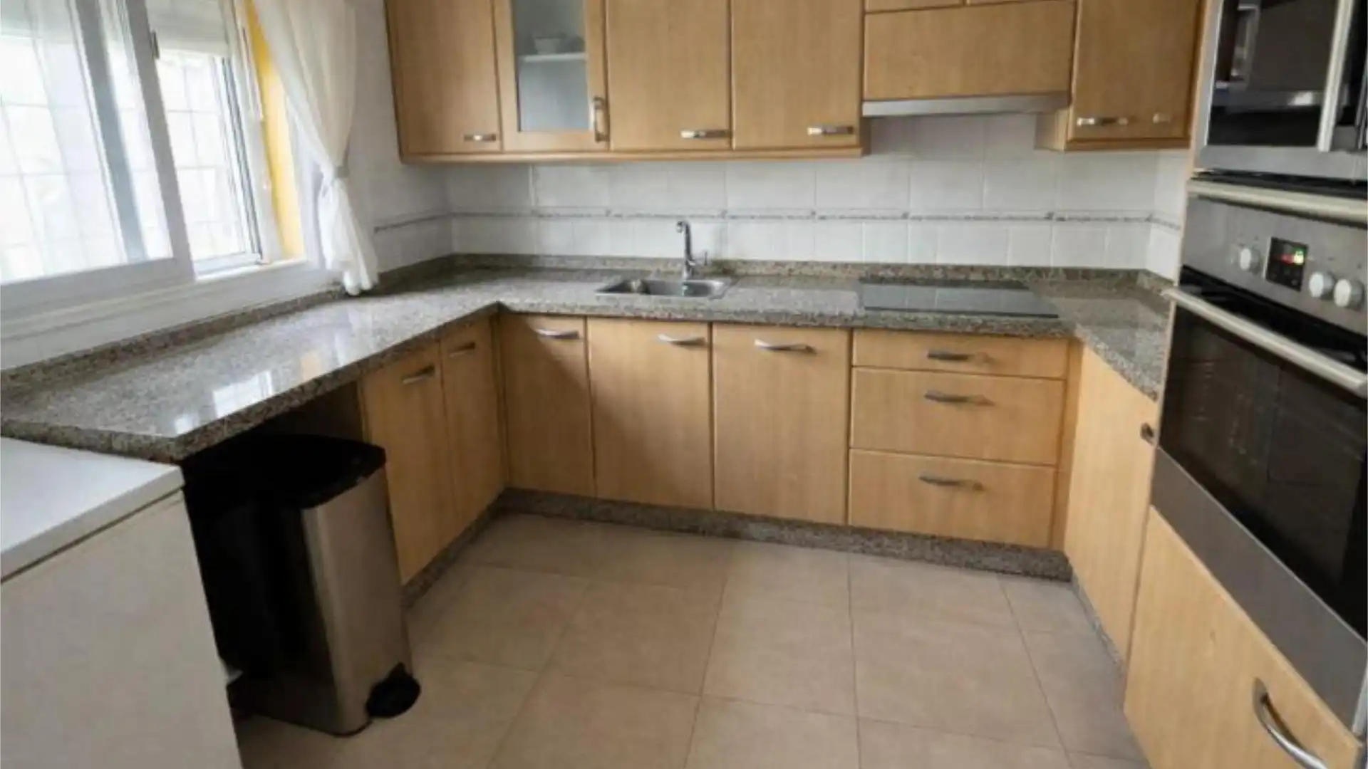 Casa adosada en  Urbanizacion Gamonal y las Medranas 91 - Foto 4