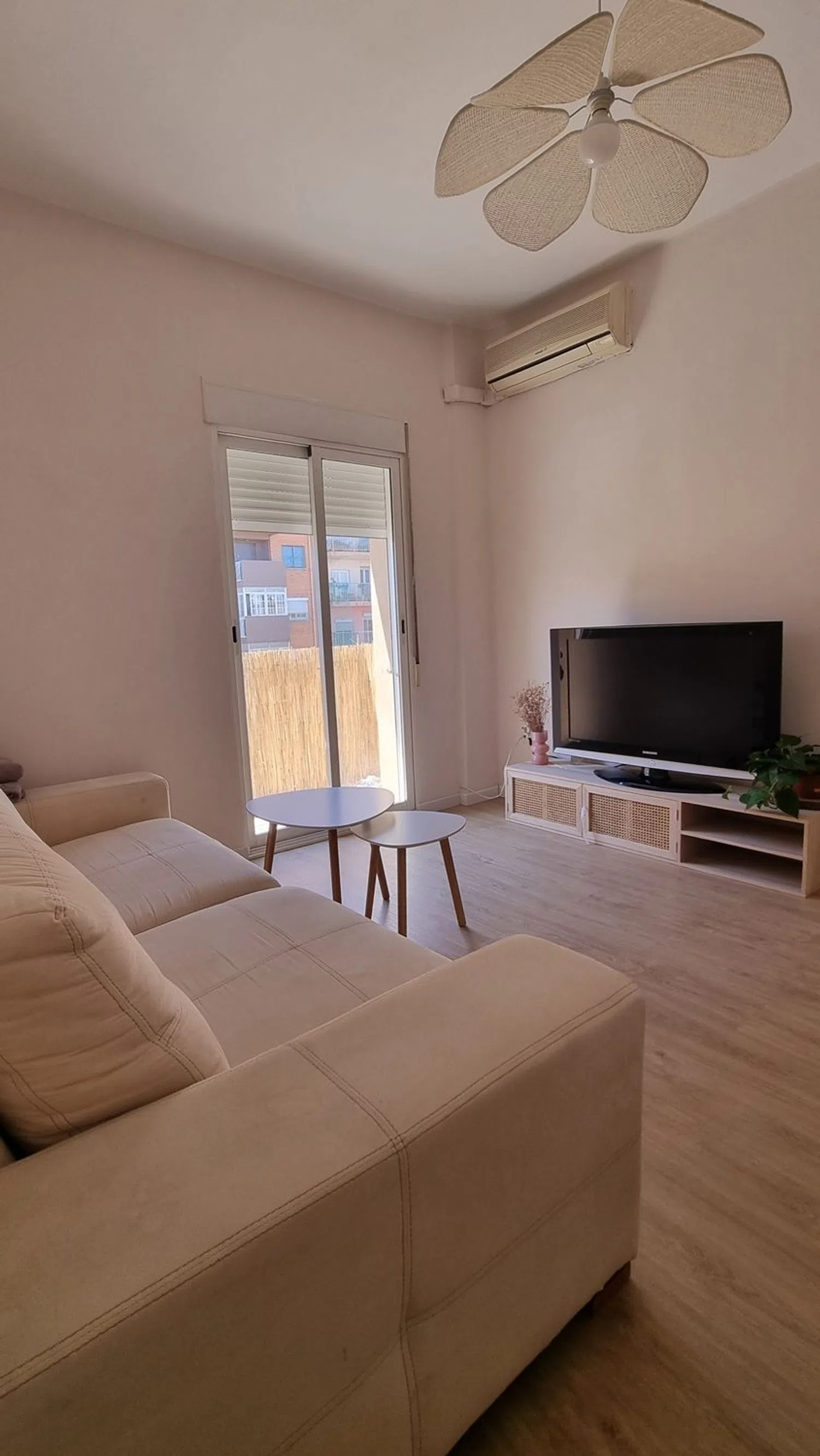 Piso en avenida Primado Reig, 47 - Foto 2