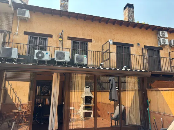 Chalet adosado en Calle Ciudad de Bron, 13 - Foto 9