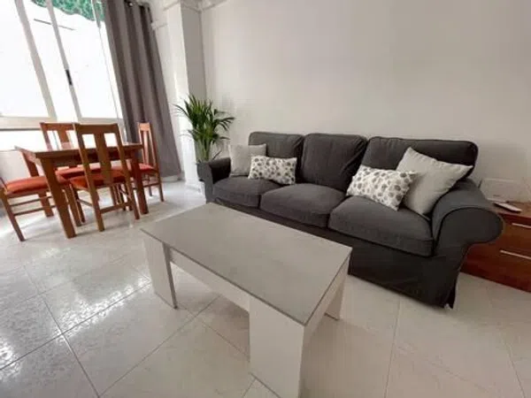 Piso en calle del Arquitecto Vidal, 33