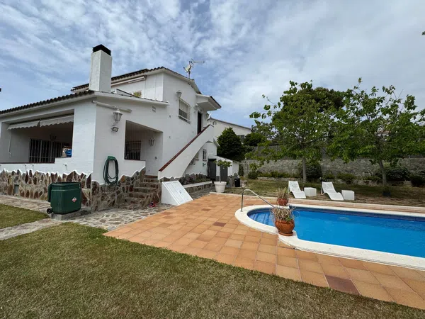 Casa o chalet independiente en Calle d'Anselm Clavé, 26 - Foto 2