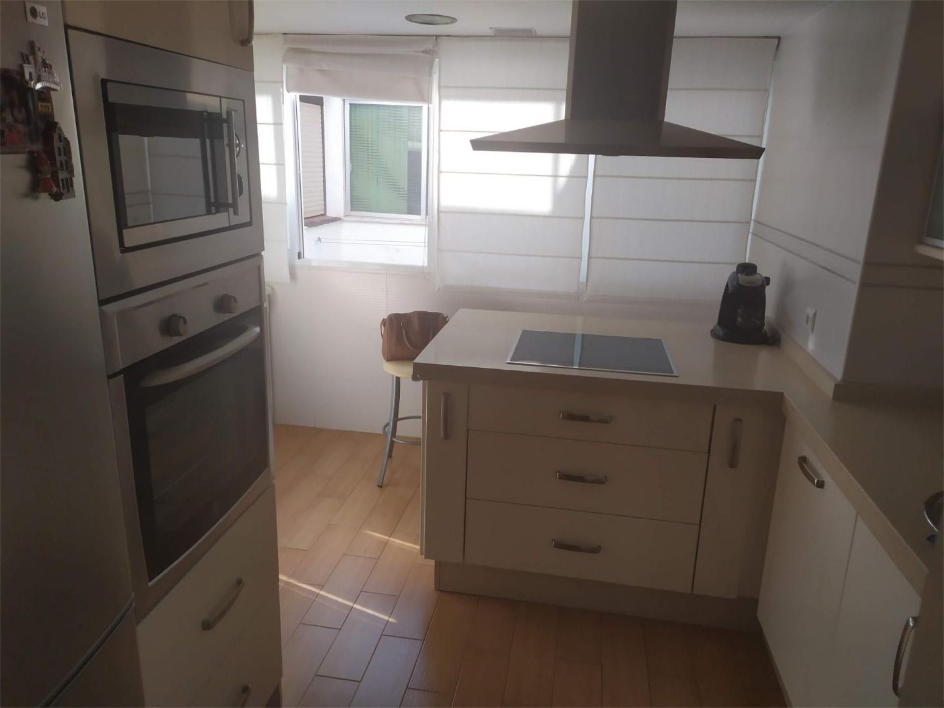 Piso en  Plaza del Conde de Priego 2 - Foto 5