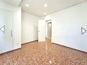 Piso en  Camí Real 4 - Foto 5