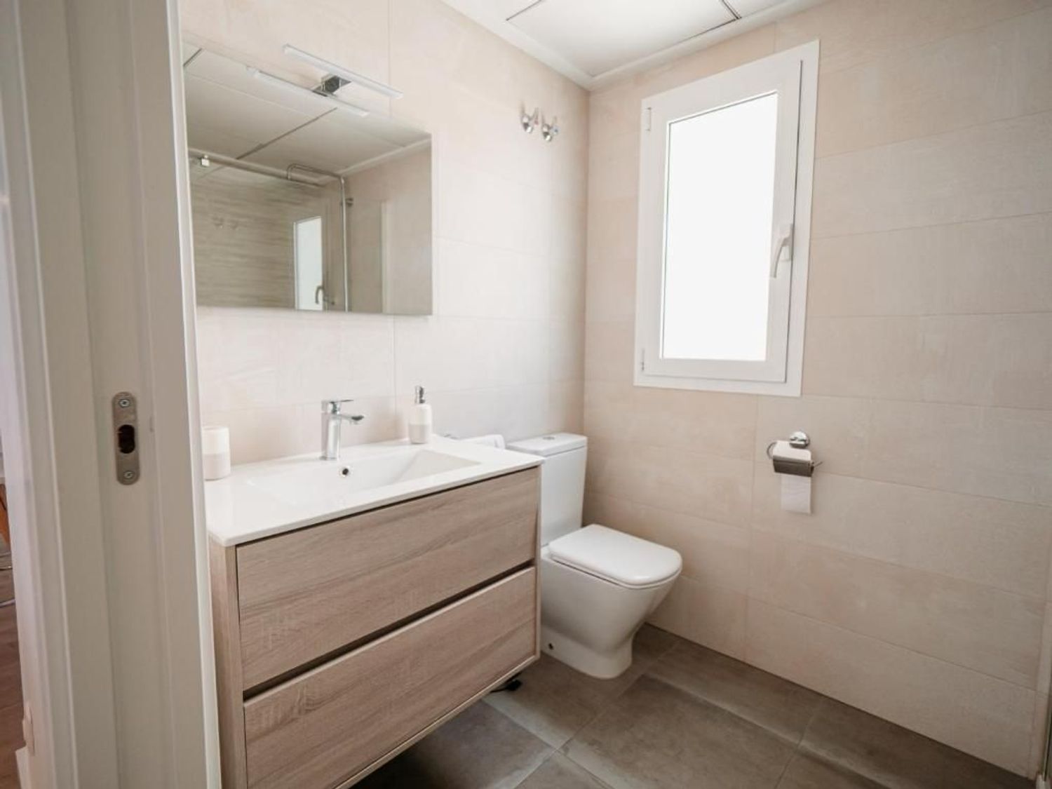 Piso en calle General Primo de Rivera, 12 - Foto 4