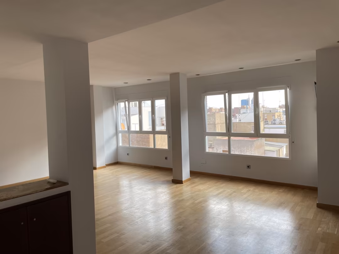 Piso en  Calle Alejandro Seiquer 3 - Foto 8