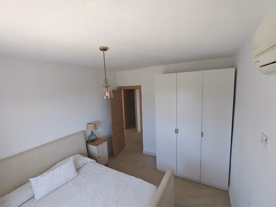 Piso en  Calle Reina Juliana 9 - Foto 9