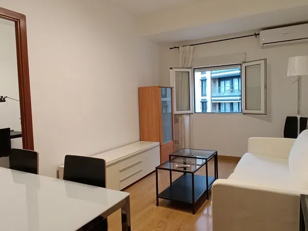 Piso en calle de Almansa, 39