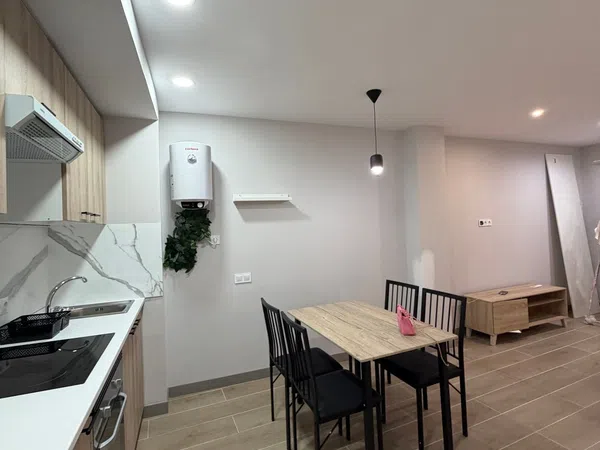Piso en Calle de Berni i Català, 50, Torrefiel - Foto 2
