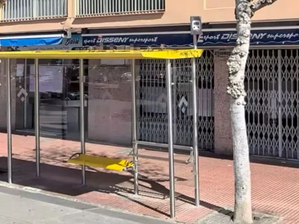 Local en Avenida del Remolar, 105, Plaça de Catalunya, Plaça de Catalunya - Foto 1