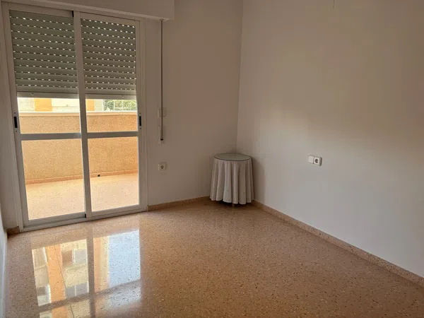 Piso en avenida Esportista Miriam Blasco, 10 - Foto 3