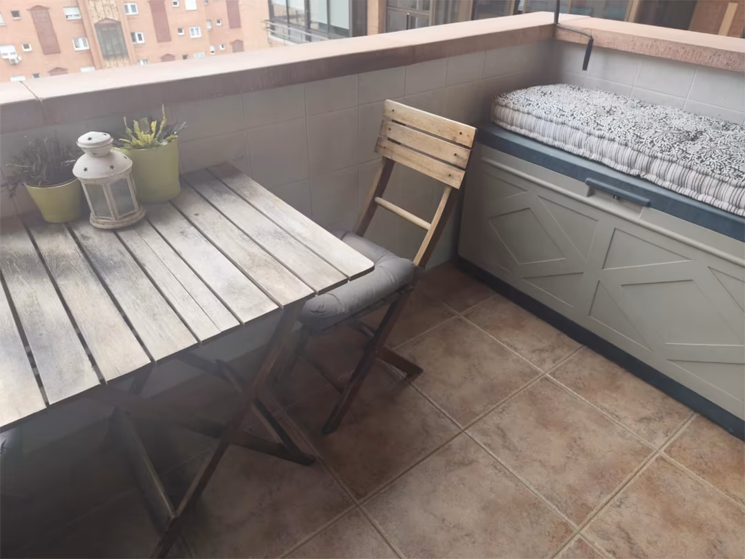 Piso en  Calle de Melchor Fernández Almagro 29 - Foto 23