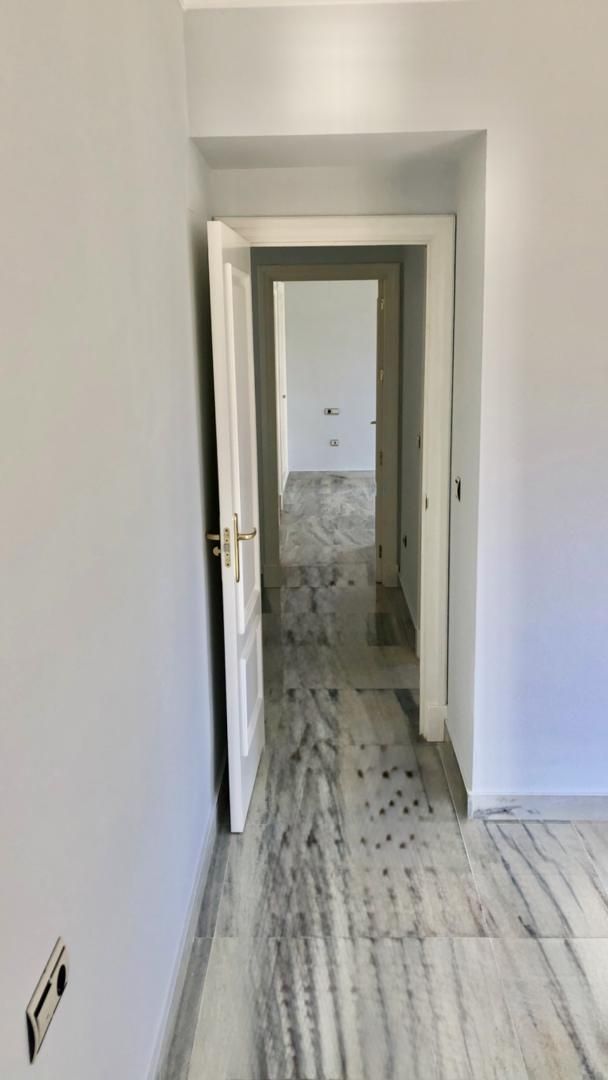 Piso en  Avenida de la Buhaira 23 - Foto 13