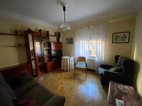 Piso en calle Andrés Piquer, 4